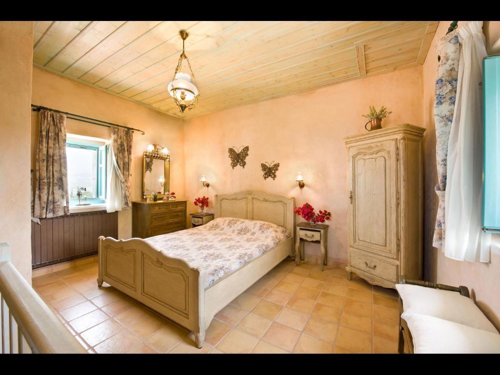 Pandora Pyrgos Dirou Quarto foto