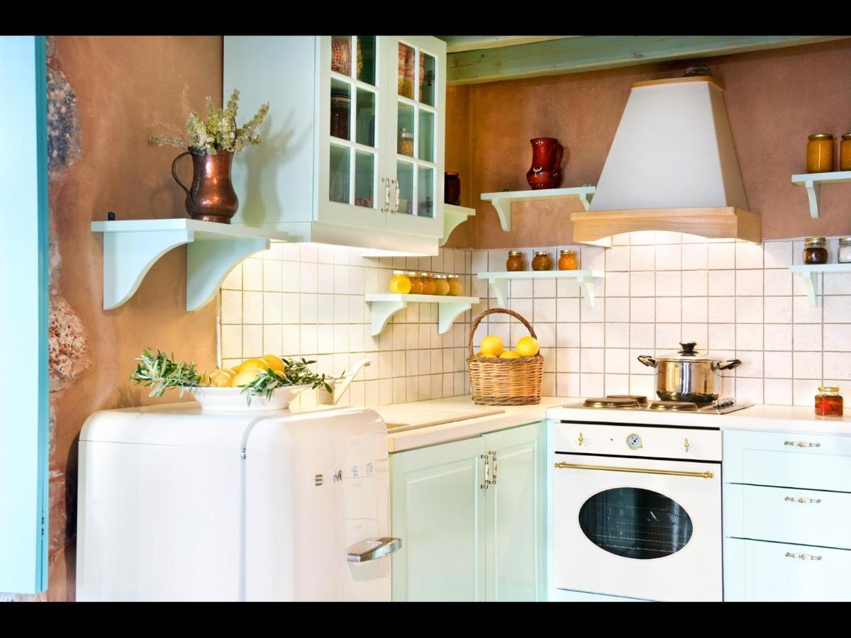 Pandora Pyrgos Dirou Quarto foto
