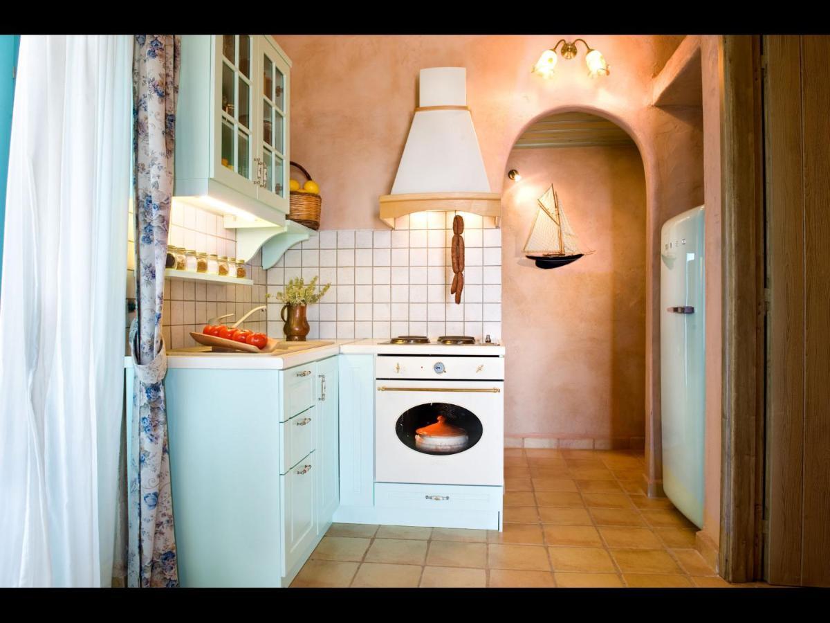 Pandora Pyrgos Dirou Quarto foto